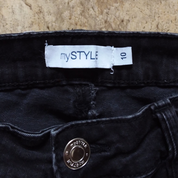 my STYLE Petite Black Jeans - Picture 3 of 6